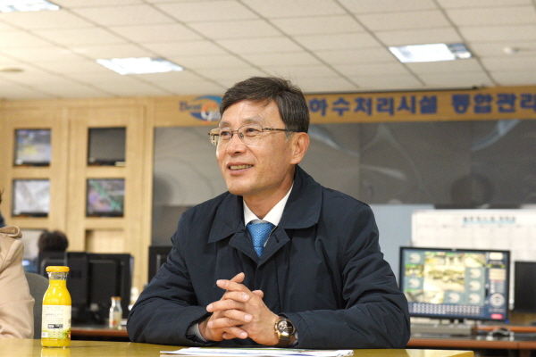정하영 김포시장이 시민들의 삶의 질 향상을 위한 족집게 민원해결에 적극 나서고 있다.