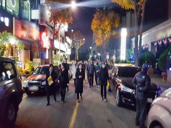 불법유동광고물 관·경 합동단속