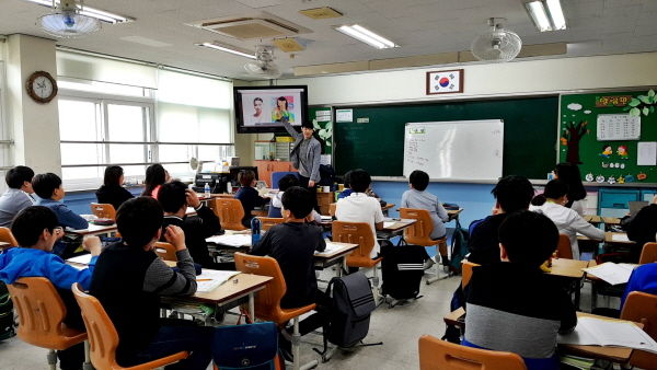 만화교실 수업 모습