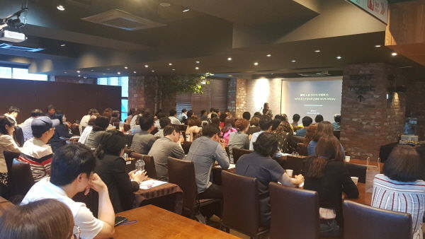 경기도교육청이 오는 7월 19일부터 교사 60명을 대상으로‘시민교육 실천가 아카데미 심화과정’을 운영한다고 26일 밝혔다.