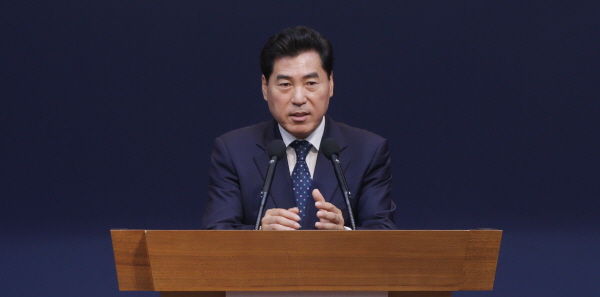 김상돈 의왕시장, 월례조회에서 민선7기 1주년 소회 밝혀