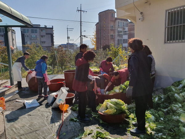 선단동, 동고교회와 함께 ‘김장 나눔 행사’ 실시