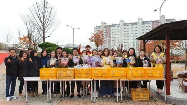 고3 수험생 응원카드와 빼빼로 전달