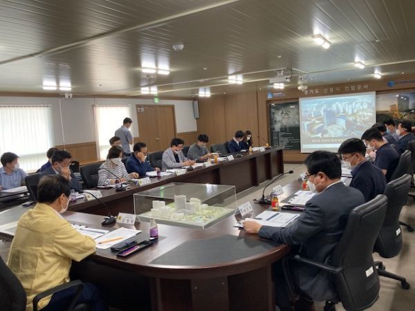 도 ? 도의회 건교위, ‘건설노동자 전자카드제’ 현장 점검