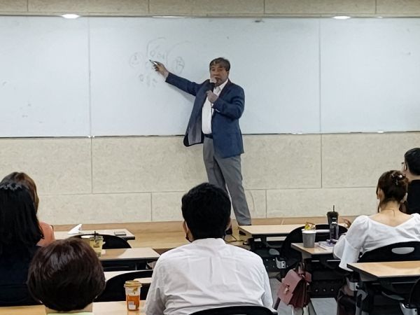 송한준 의원, 안산시 초등학교 행정실장들과 협의
