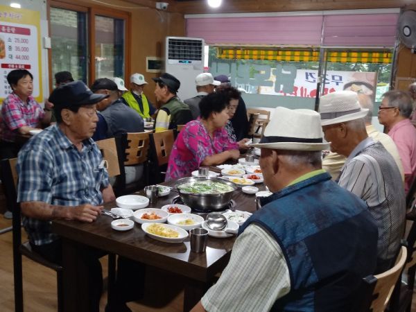 양주시 회천3동 엄상마을 상인회, 말복맞이 보양식 전달