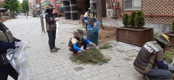 주민과 함께 마을특색 사업 추진
