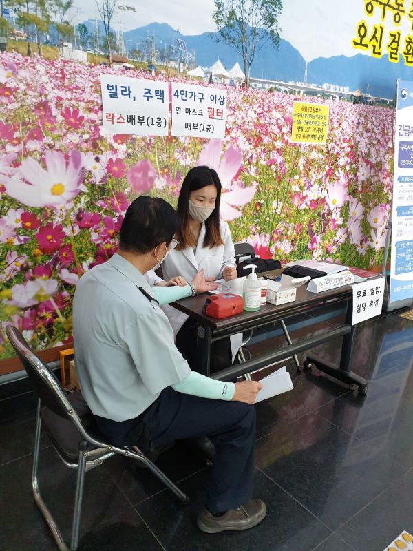 안승남 구리시장, 코로나19 예방 ‘워킹스루’ 건강상담소 호응