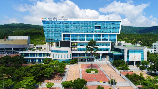 이천시 수재민 대피소에 한시적 이동도서관 운영