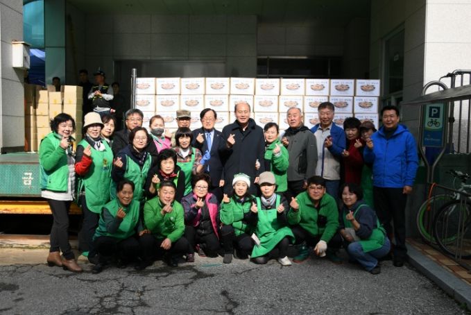 동두천시 송내동, ‘정성 듬뿍 사랑 가득 담은 김장 김치담그기’ 행사 성료