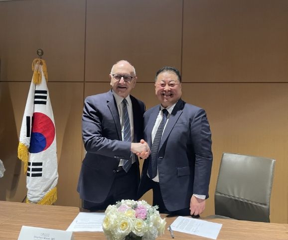 김경일 파주시장, 파주메디컬 클러스터 추진 위한 국제 조력자 얻고 귀국