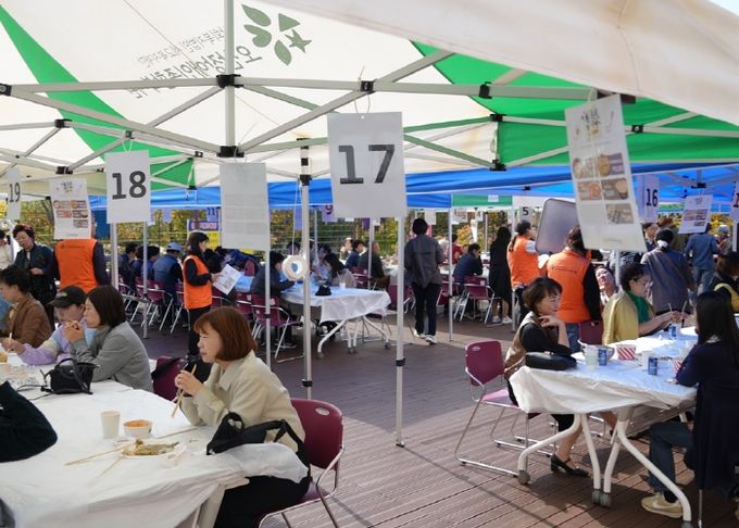 오산세교종합사회복지관, “청소년 사업 기금 마련을 위한 마을장터 바자회” 성료