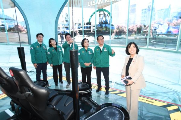 울산광역시의회 문화복지환경위원회, 울산 미래형 모빌리티 실감 콘텐츠 구축 사업 (라이징 포트) 현장점검