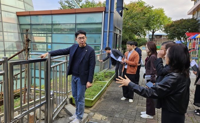 문승호 경기도의원, 성남 수정초등학교 현장점검 나서