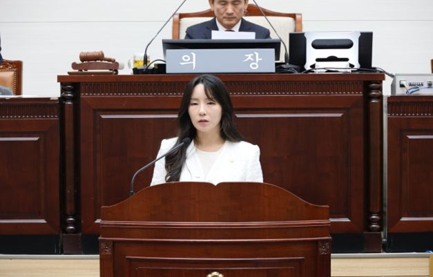 윤정회의원 구정질문