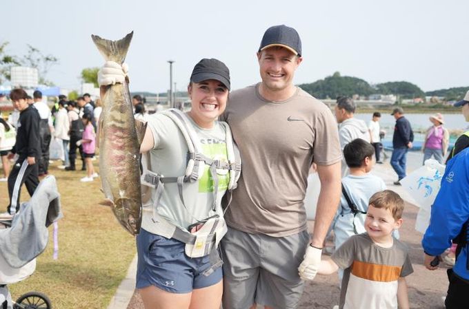 2025 양양연어축제 연어맨손잡기체험