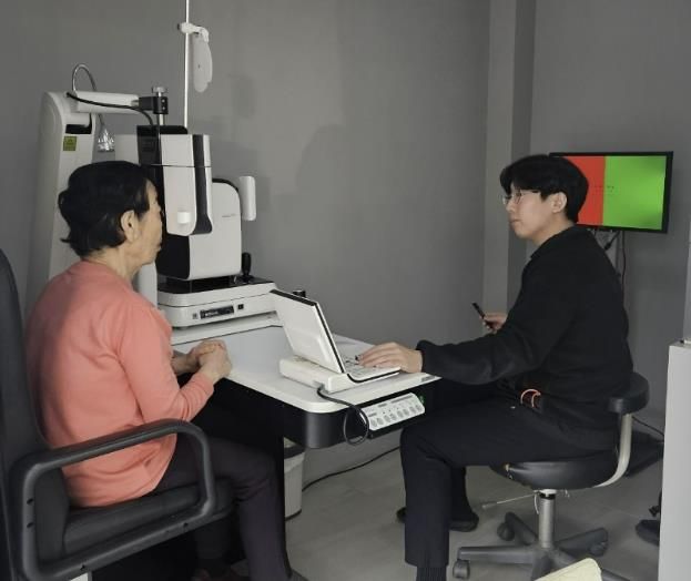 수원시 권선구 권선2동 지역사회보장협의체 , 취약계층 어르신을 위한 맞춤형 안경 지원