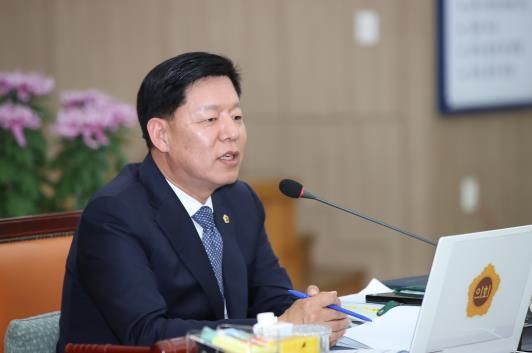 김정희 전남도의회 교육위원장, 2025 행정사무감사서 전남교육청 기자재 공유활성화, 제도와 현장 실행력 동시에 강화 주문