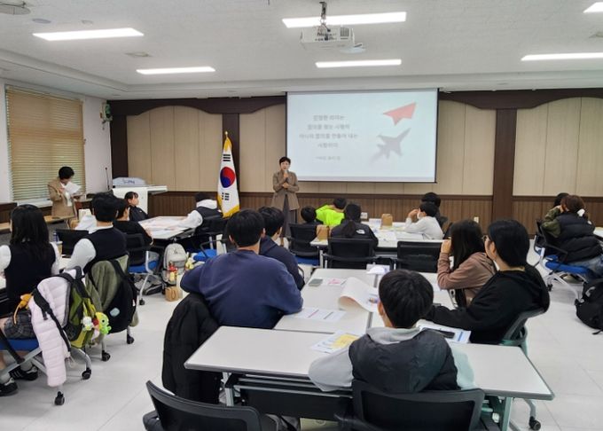 옥천교육지원청, 학생참여위원회 토의 한마당 개최