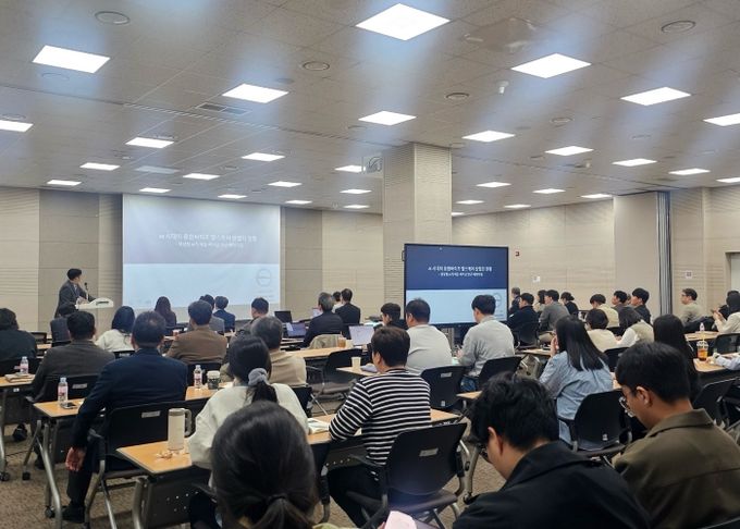 충북도, ‘인공지능(AI) 시대 융합바이오 헬스케어산업의 현황과 미래’ 세미나 개최