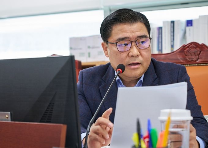 경기도의회 문화체육관광위원회 이한국 의원(국민의힘, 파주4)