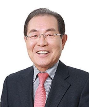 ㈜한국콜마 윤동한 회장