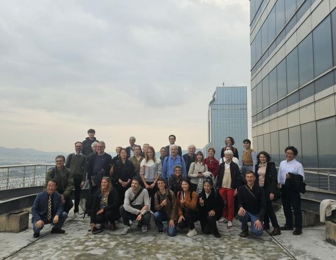 아셈타워 현장을 방문한 ACDC 방문단의 기념 촬영