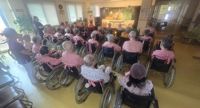 청주시립도서관, ‘모두의 꿀잼’ 오픈문화공연 성황리 운영