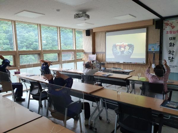 의정부시 치매안심센터 경증치매 어르신 사군자 학당 재개