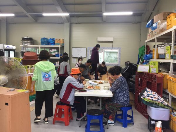 파주시 파평면, 이재민에게 따뜻한 식사 제공