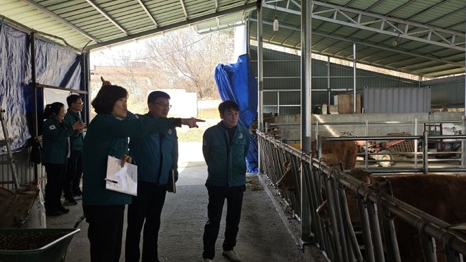 충북도, 겨울철 대설‧한파 대비 축산농가 현장점검 실시