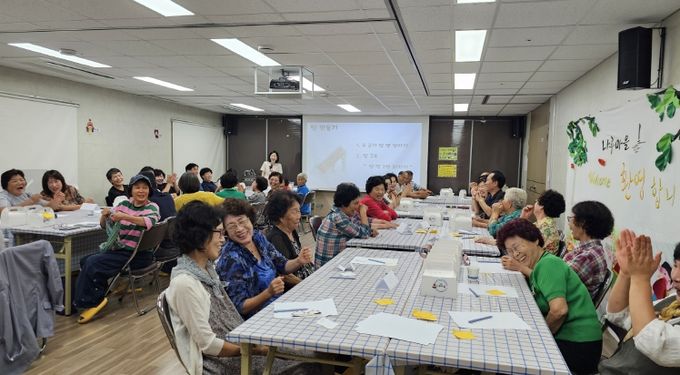 경남 인구감소지역 중장년(50~64) 순유입 3위