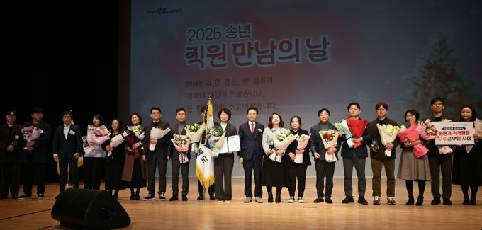 경북농업기술원, 2025년‘우수 연구성과’ 시상