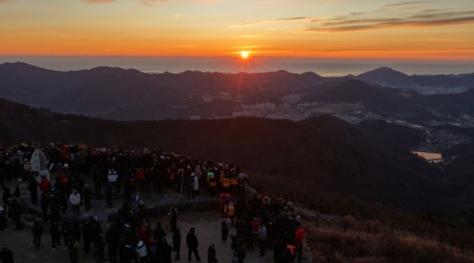 천성산 새해 해맞이