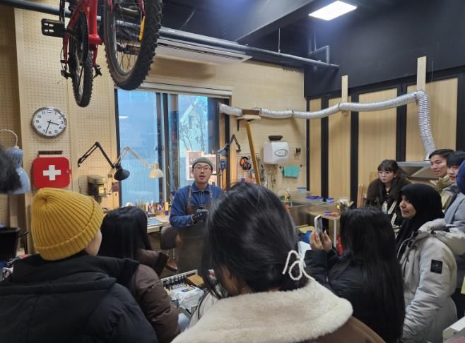 외국인 유학생 123사비공예마을 체험 활동