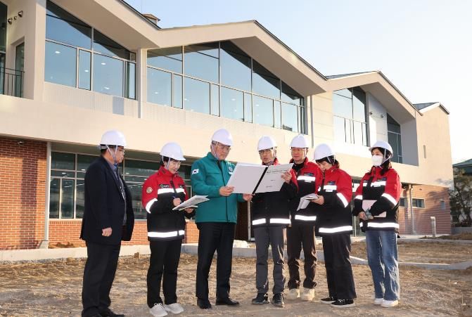 주거 환경·공공 인프라 구축에 총력(공공산후조리원 현장점검)